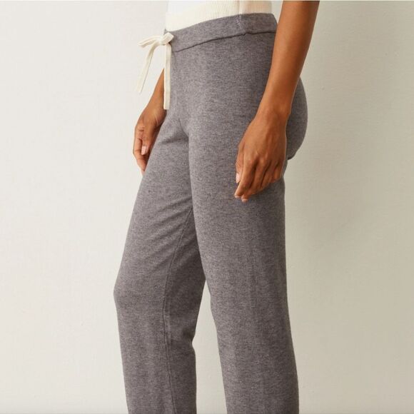 Monroe Cashmere Jogger Pants.Cashmere. - Picture 1 of 10